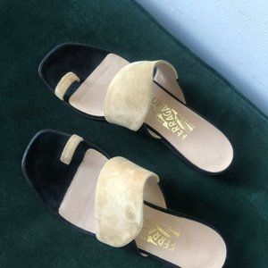 Salvatore Ferragamo 1990's Vintage Sandals Size 8